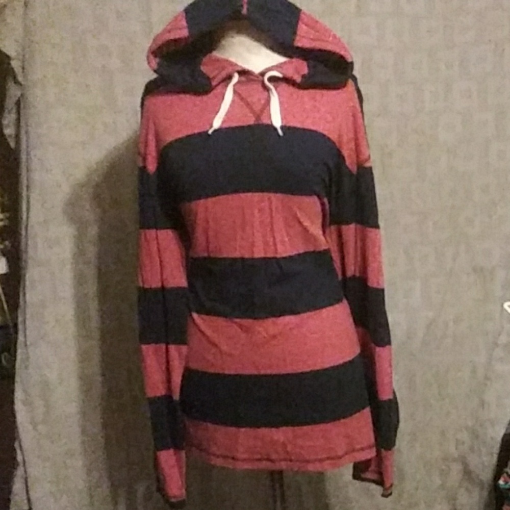 Super cute hooded long sleeve pink and blue shirt